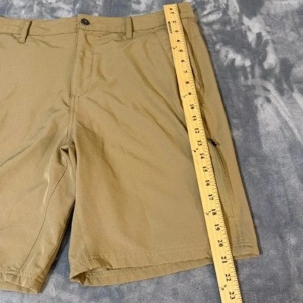 Gerry Performance Stretch Chino Flat Front Shorts Mens 36 Tan Side Zip Pocket